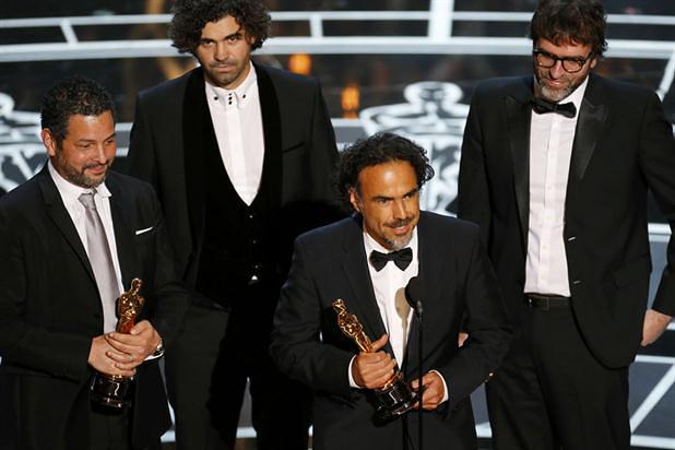 González Iñárritu, Alexander Dinelaris, Armando Bo y Nicolás Giacobone   Foto: Agencias