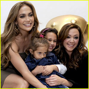jennifer-lopez-leah-remini-open-up-about-scary-car-accident